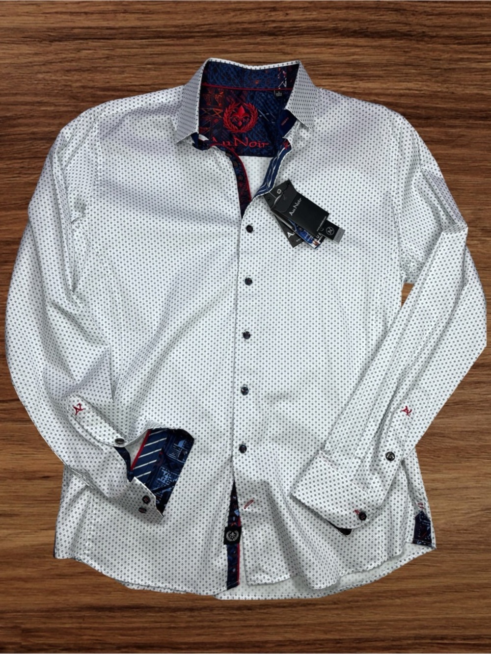 Au Noir Men’s Stretch Long Sleeve Button Down Shirt. White/Navy. Size 3/Medium